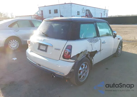 2005 Mini Cooper из США, поврежденный, VIN WMWRC33445TJ64014